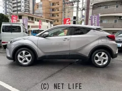 トヨタ C-HR