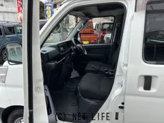 ダイハツ ハイゼットカーゴ