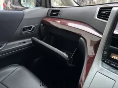 トヨタ ヴェルファイア