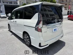 日産 セレナ