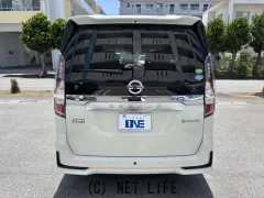 日産 セレナ