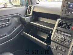 ダイハツ タフト