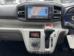 ダイハツ ミライース
