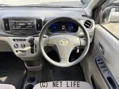 ダイハツ ミライース