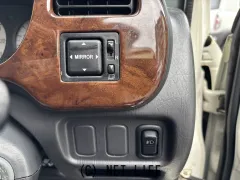 ダイハツ ミラジーノ