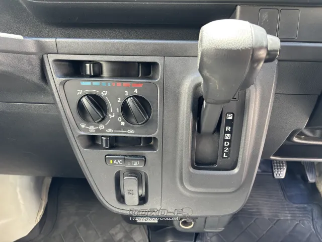 ダイハツ ハイゼットカーゴ
