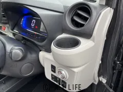 ダイハツ ミライース