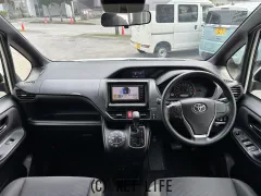 トヨタ ヴォクシー