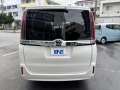 トヨタ ヴォクシー