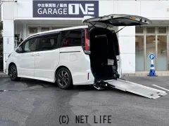 トヨタ ノア