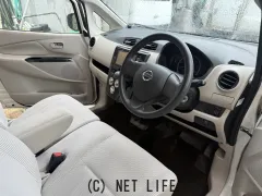 日産 デイズ