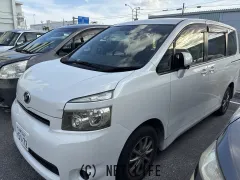 トヨタ ヴォクシー