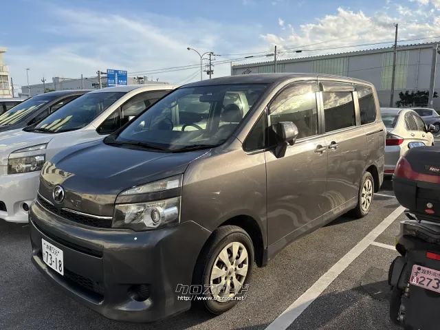 トヨタ ヴォクシー