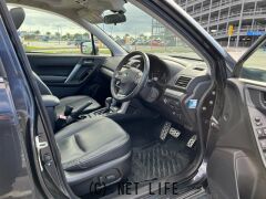 スバル フォレスター