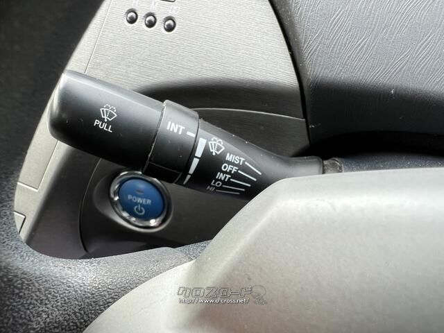 トヨタ プリウス