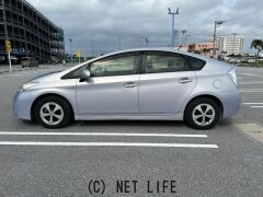 トヨタ プリウス