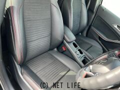 メルセデス・ベンツ GLAクラス