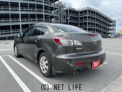 マツダ アクセラ