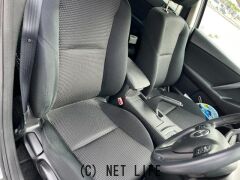 マツダ アクセラ