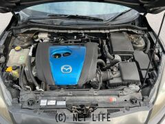 マツダ アクセラ