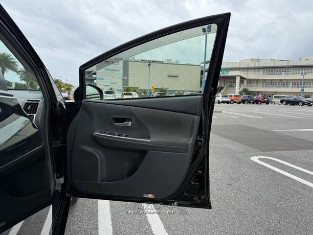 トヨタ プリウスα