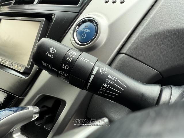 トヨタ プリウスα