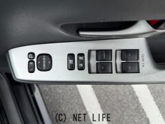 トヨタ プリウスα