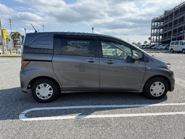 ホンダ フリードスパイク