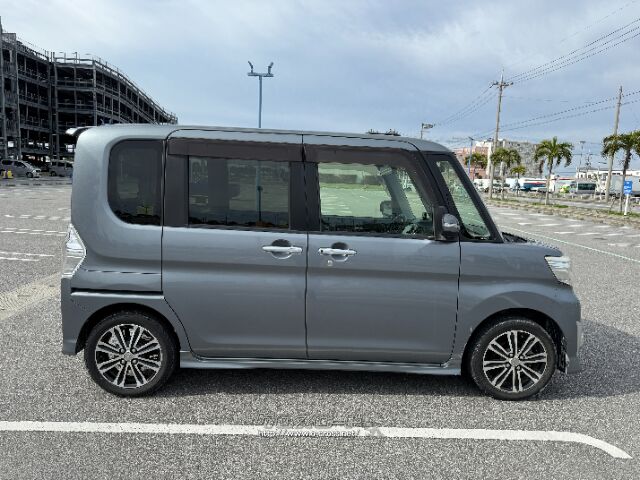 ダイハツ タント