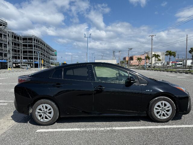 トヨタ プリウス