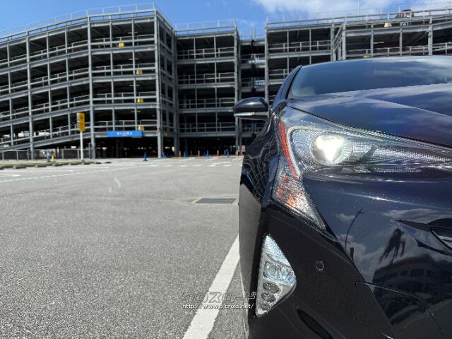 トヨタ プリウス