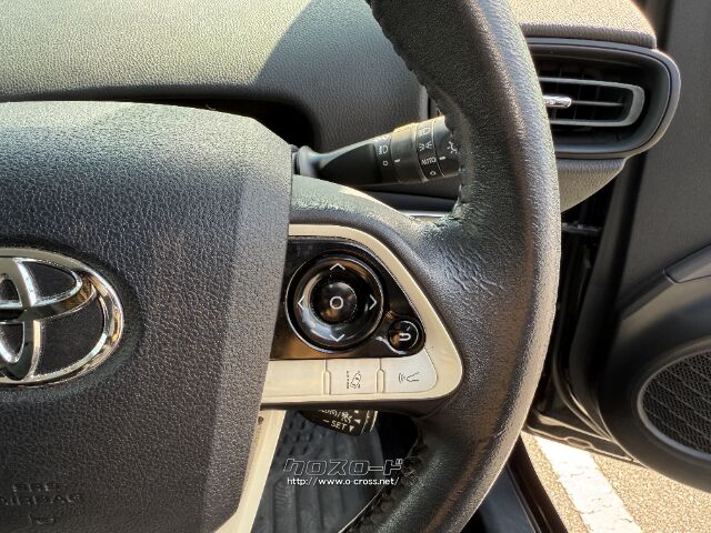 トヨタ プリウス