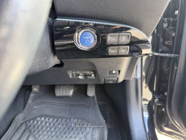 トヨタ プリウス