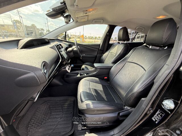 トヨタ プリウス