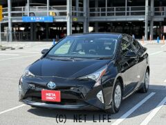 トヨタ プリウス