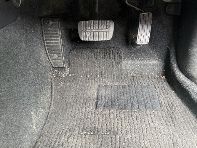 スバル インプレッサスポーツ