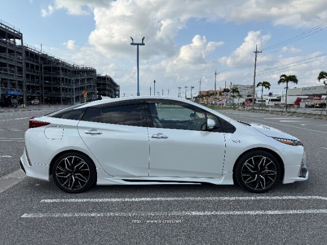 トヨタ プリウスPHV