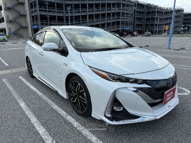 トヨタ プリウスPHV