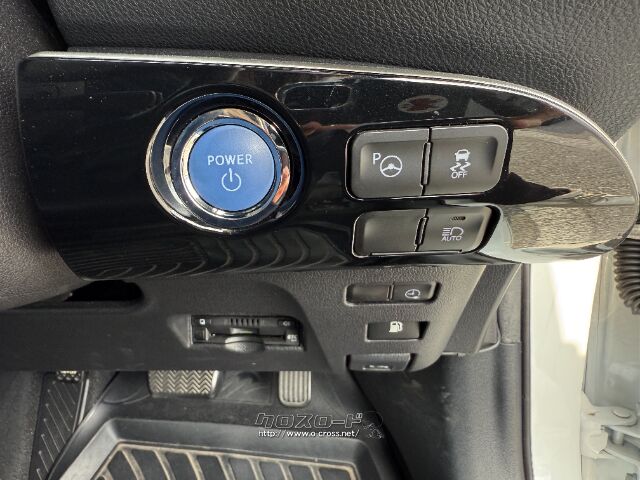 トヨタ プリウスPHV