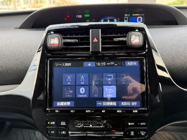 トヨタ プリウスPHV