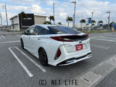 トヨタ プリウスPHV