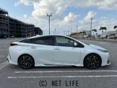 トヨタ プリウスPHV