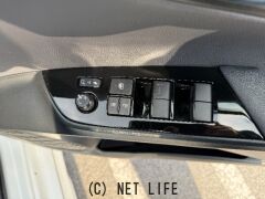 トヨタ プリウスPHV