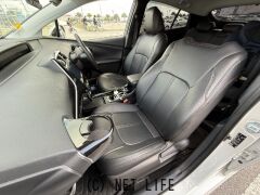 トヨタ プリウスPHV