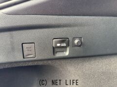 トヨタ プリウスPHV