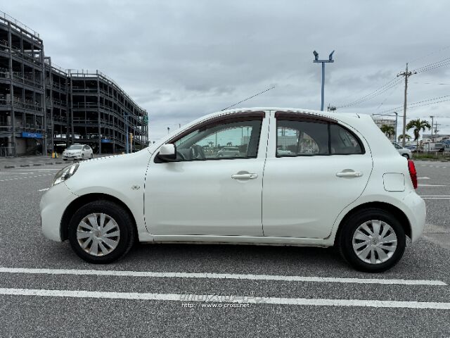 日産 マーチ