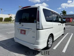 日産 セレナ