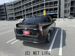 トヨタ プリウス