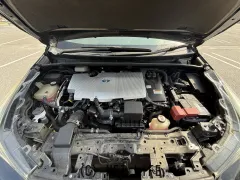 トヨタ プリウス