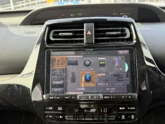 トヨタ プリウス